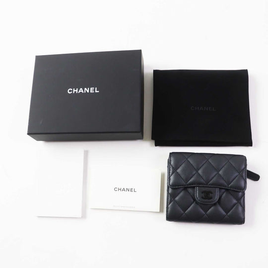 CHANEL Tri-fold wallet AP0231 Main: Leather black Timeless Classic Small Flap Wallet Women Used Authentic