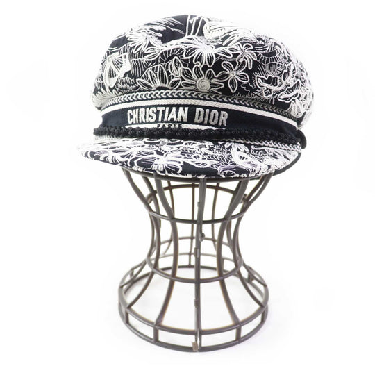 Christian Dior Casquette 31REV920X131 Outer: 100% cotton, Lining: 100% cotton, Part: 50% rayon, Part: 50% cotton, Trimming: 100% polyester, Accessory: 100% rayon, Embroidery: 60% nylon, 20% polyester, 20% polypropylene Black White Women 58 Used Authentic