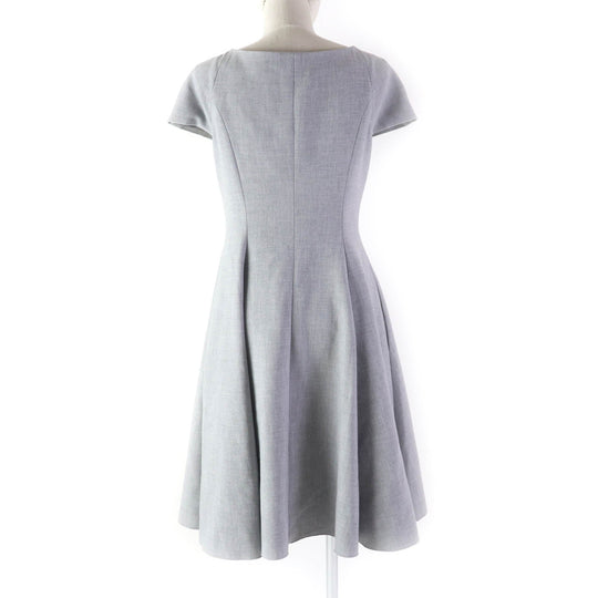 FOXEY NEW YORK COLLECTION one piece 39236 Outer material: 63% polyester, Outer material: 27% rayon, Outer material: 7% cotton, Outer material: 3% polyurethane, Lining: 100% cupra gray Women 38 Used Authentic