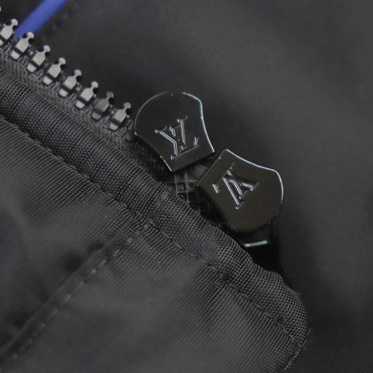 LOUIS VUITTON Blouson 1A63FQ Outer: 100% nylon, Lining: 51% cotton, Lining: 49% nylon, Filling: 100% nylon Black blue mens 46 Used Authentic