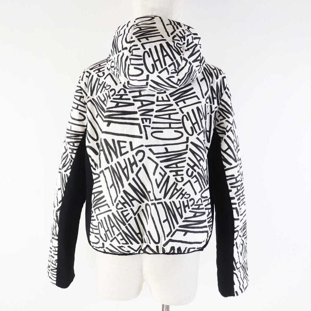 CHANEL Down jacket P70625 Outer: 100% polyester, Filling: 85% down, Filling: 15% polyester, Other: 76% polyamide, 24% polyurethane, Other: 100% polyester Black White/Black Women 36 Used Authentic