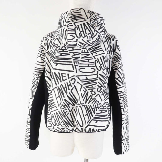 CHANEL Down jacket P70625 Outer: 100% polyester, Filling: 85% down, Filling: 15% polyester, Other: 76% polyamide, 24% polyurethane, Other: 100% polyester Black White/Black Women 36 Used Authentic