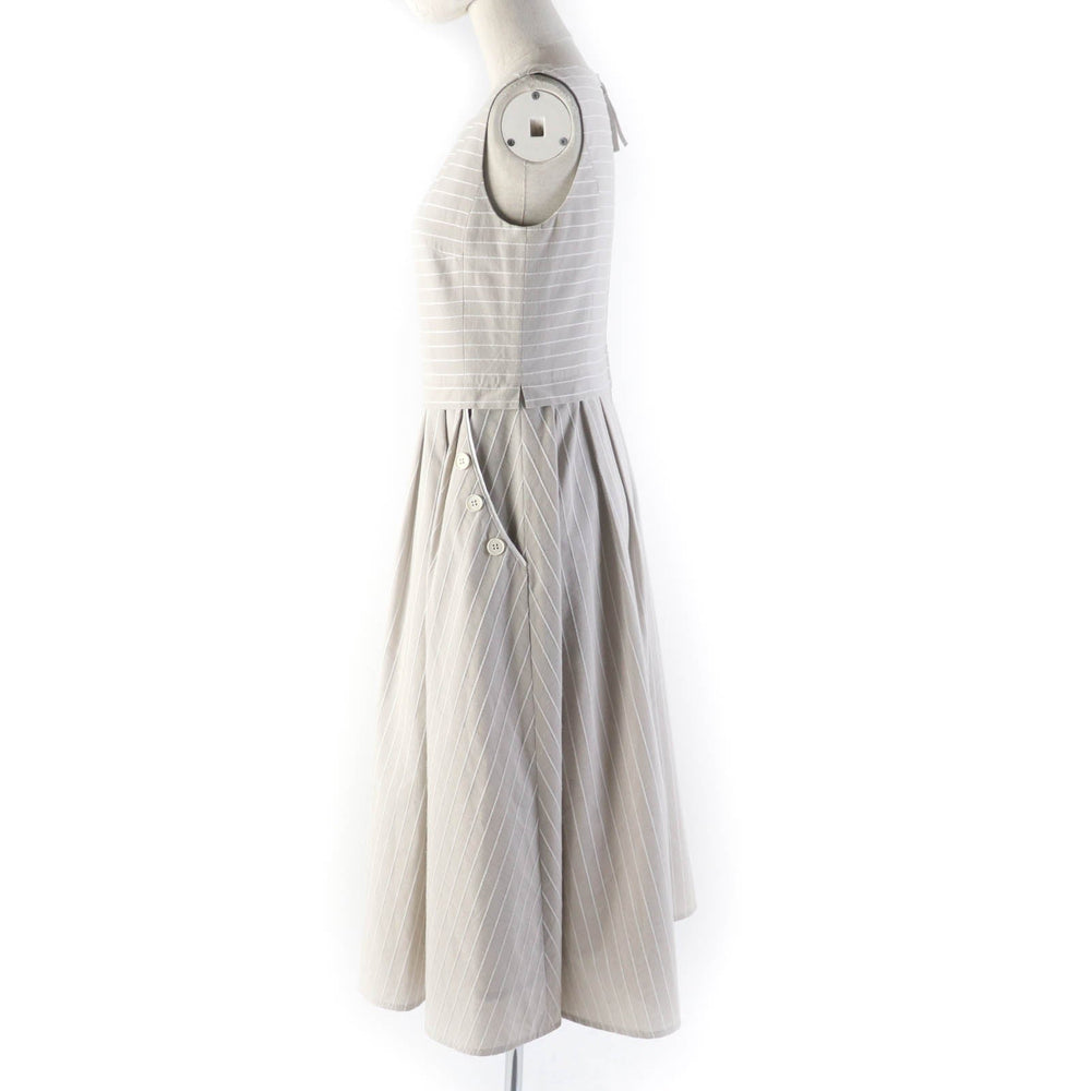 FOXEY one piece 42069 Outer: 54% cotton, Outer: 46% polyester, Lining: 100% cupra, Part: 100% rayon, Part: 100% cotton Beige white Women 38 Used Authentic