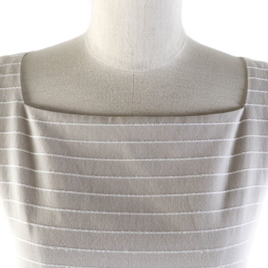 FOXEY one piece 42069 Outer: 54% cotton, Outer: 46% polyester, Lining: 100% cupra, Part: 100% rayon, Part: 100% cotton Beige white Women 38 Used Authentic