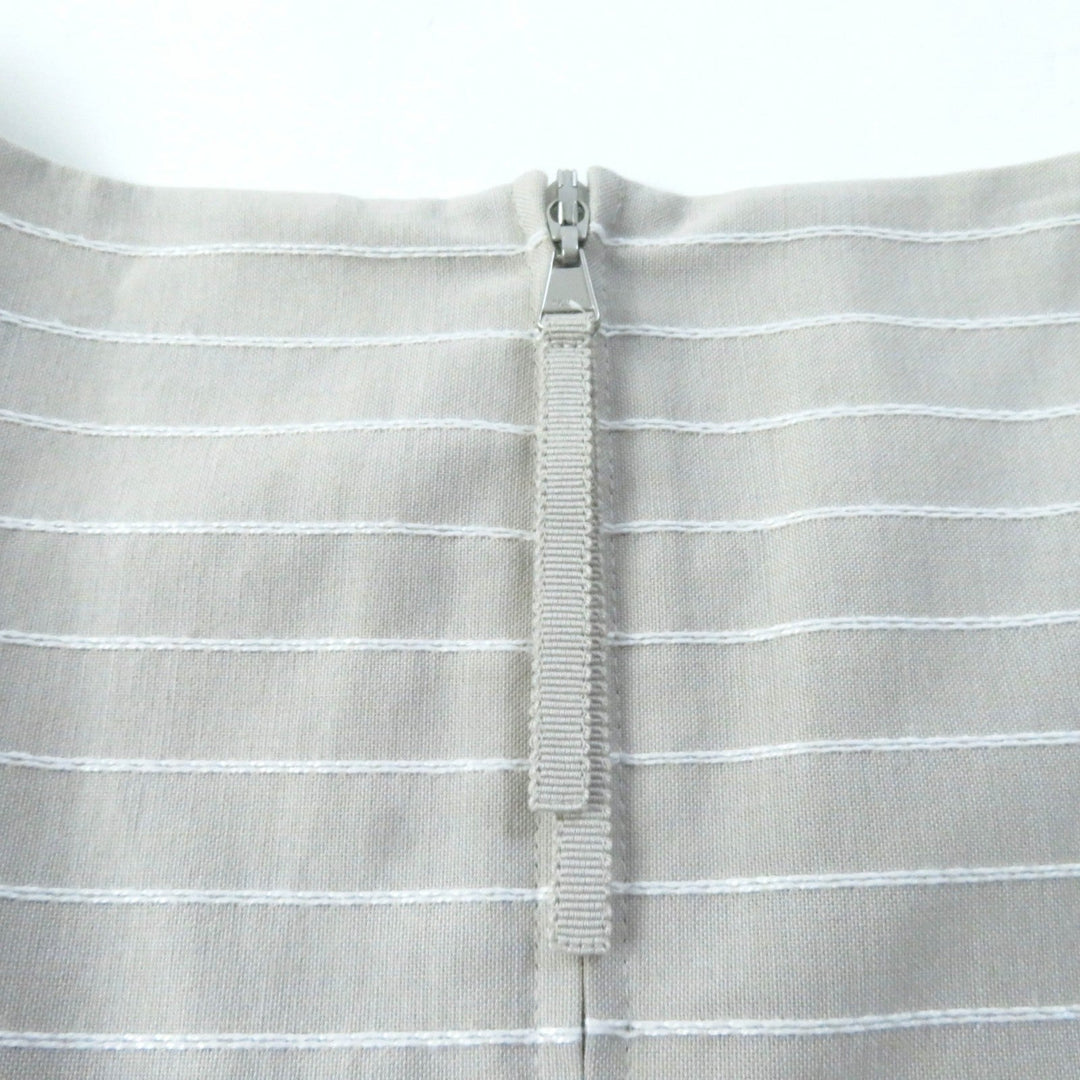 FOXEY one piece 42069 Outer: 54% cotton, Outer: 46% polyester, Lining: 100% cupra, Part: 100% rayon, Part: 100% cotton Beige white Women 38 Used Authentic