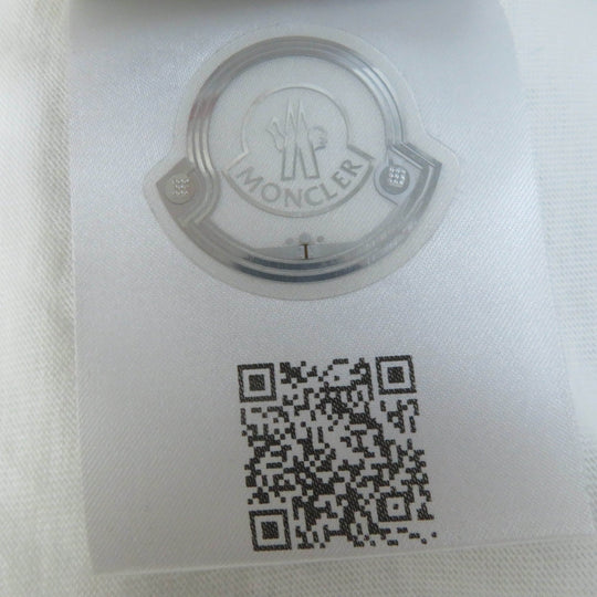 MONCLER Short sleeve T-shirt Main: 100% cotton, Part: 100% cotton, Embroidered part: 100% nylon white Women S Used Authentic