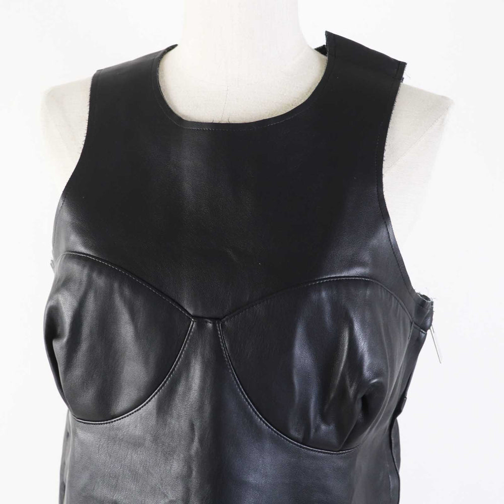 Sacai Vest 23-06497 Main: Synthetic leather (polyurethane coating) Lining: 100% cupra black 2