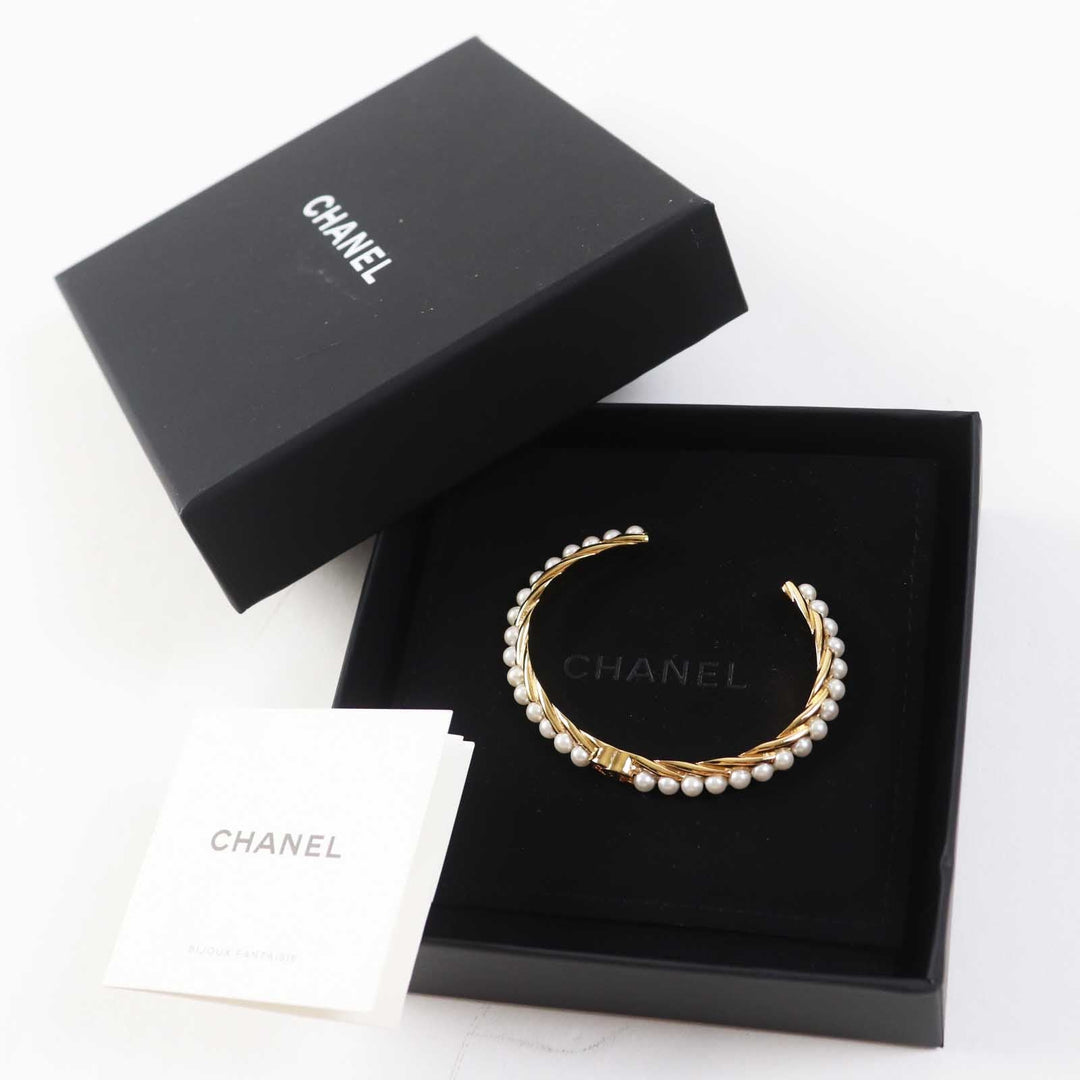 CHANEL Bangle B23 A Gold Plated, Faux Pearl gold Women S Used Authentic