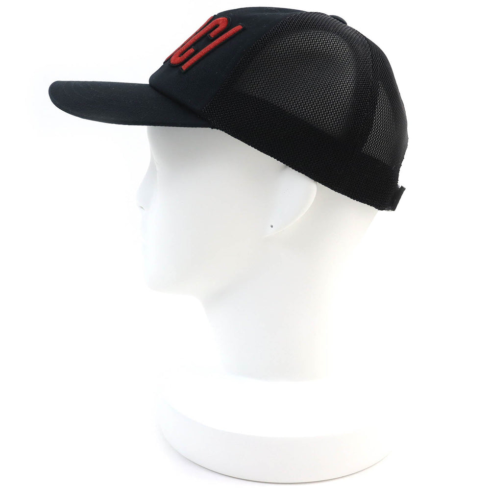 GUCCI cap 701324 Outer: 100% cotton, Main2: 100% nylon, Lining: 100% cotton, Inside: 55% cotton, 45% rayon, Part: Cowhide embroidery: 100% polyester Black red mens Used Authentic