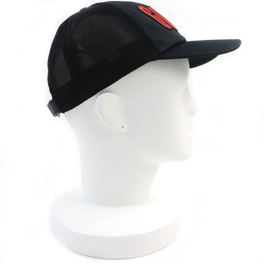 GUCCI cap 701324 Outer: 100% cotton, Main2: 100% nylon, Lining: 100% cotton, Inside: 55% cotton, 45% rayon, Part: Cowhide embroidery: 100% polyester Black red mens Used Authentic