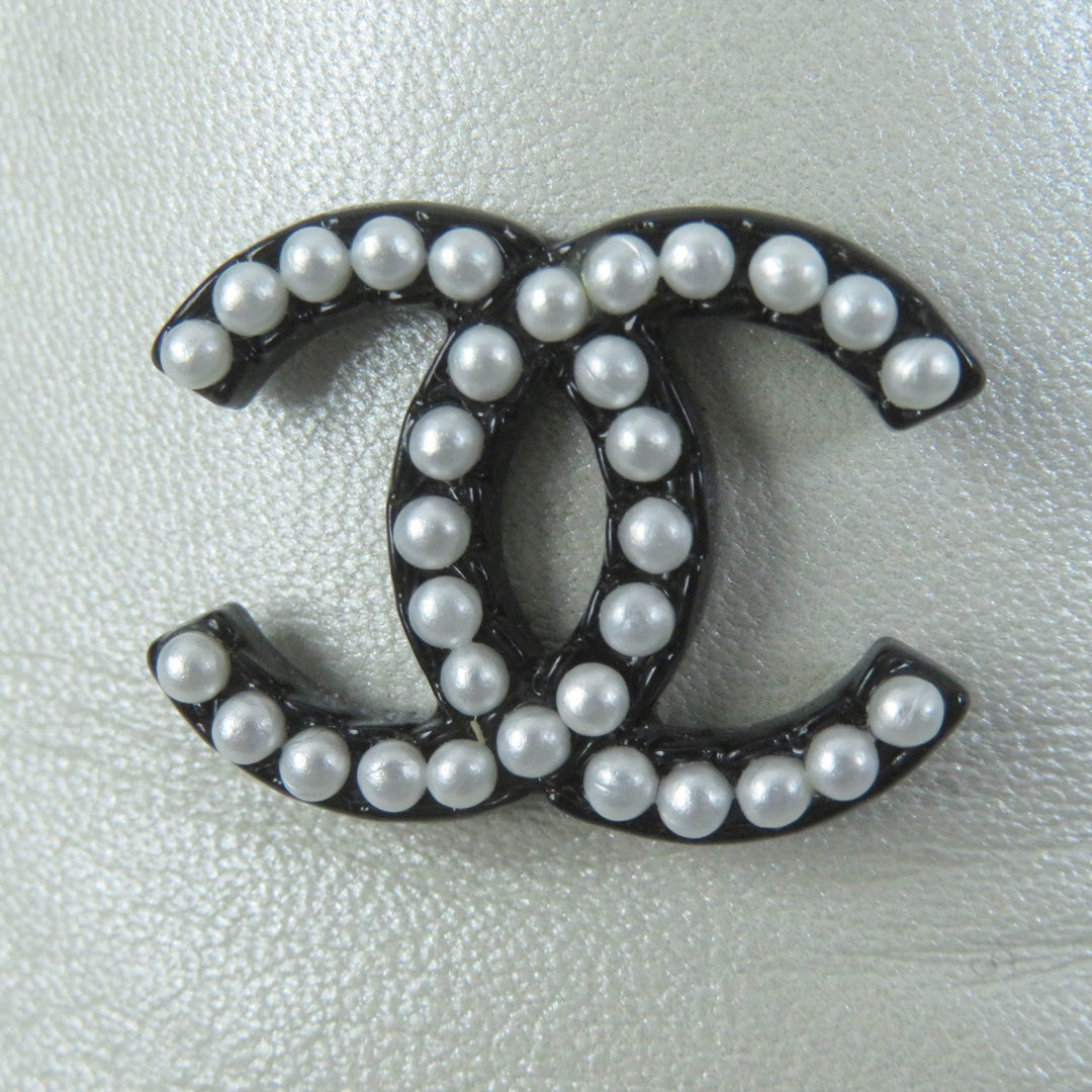 CHANEL Leather shoes 16P G31630 Main: Leather White black Women 35 Used Authentic