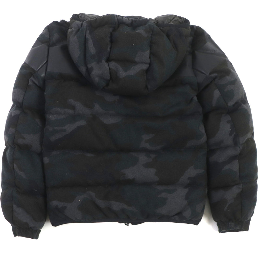 MONCLER Down jacket Outer: 89% wool, Outer: 8% nylon, Outer: 2% cashmere, Outer: 1% polyurethane, Lining: 100% nylon, Filling: 85% down, 15% feather Black type ERAULT mens zero size Used Authentic