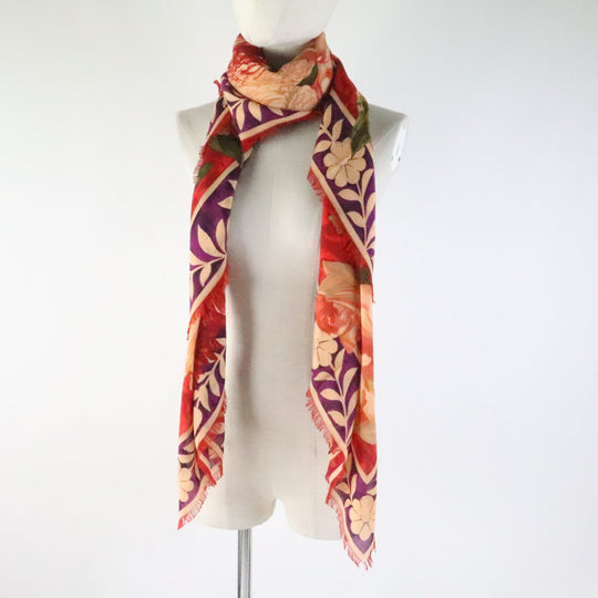 GUCCI Stall Main: 70% wool, Main: 30% silk red multi Women Used Authentic