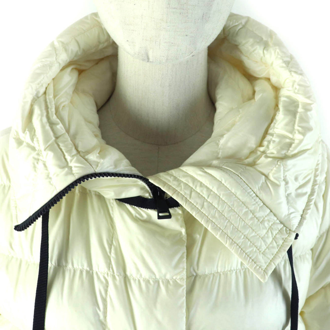 MONCLER down coat Outer: 100% nylon, Lining: 100% nylon, Part: 100% nylon, Part: 100% nylon, Filling: 90% down, Filling: 10% feather white GNOSIA Women 1 Used Authentic