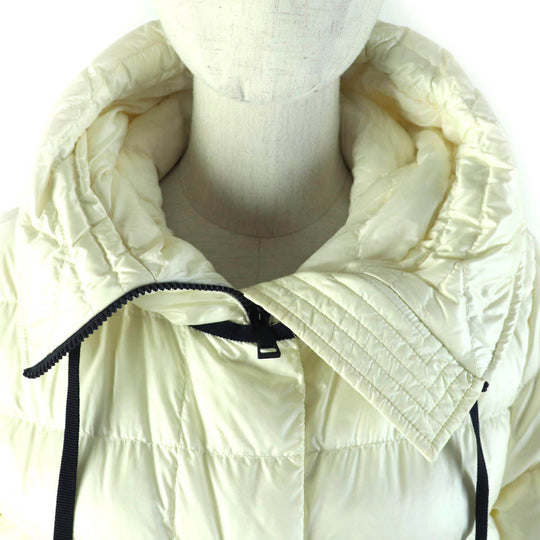 MONCLER down coat Outer: 100% nylon, Lining: 100% nylon, Part: 100% nylon, Part: 100% nylon, Filling: 90% down, Filling: 10% feather white GNOSIA Women 1 Used Authentic