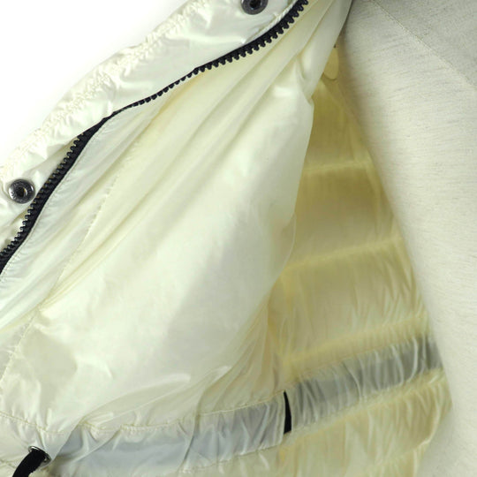 MONCLER down coat Outer: 100% nylon, Lining: 100% nylon, Part: 100% nylon, Part: 100% nylon, Filling: 90% down, Filling: 10% feather white GNOSIA Women 1 Used Authentic