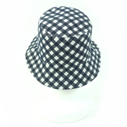 Christian Dior hat 22VIC923I130 Main: 49% polyester, Main: 46% cotton, Main: 5% polyurethane, Lining: 49% polyester, Lining: 46% cotton: 5% polyurethane Navy Ivory Women 56 Used Authentic