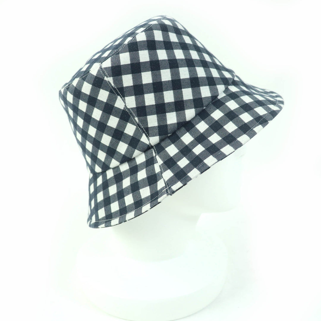Christian Dior hat 22VIC923I130 Main: 49% polyester, Main: 46% cotton, Main: 5% polyurethane, Lining: 49% polyester, Lining: 46% cotton: 5% polyurethane Navy Ivory Women 56 Used Authentic