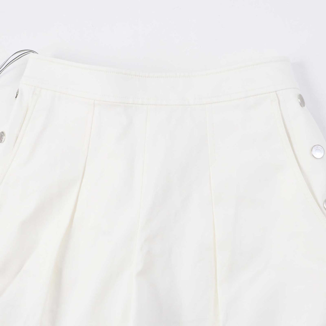 HERMES Shorts Outer: 96% cotton, Outer: 4% polyurethane, Lining: 64% cotton, Lining: 33% rayon, Lining: 3% polyurethane, Piping: 100% cotton white Women 36 Used Authentic