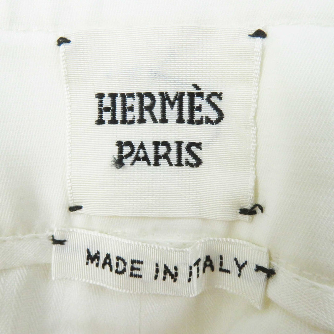 HERMES Shorts Outer: 96% cotton, Outer: 4% polyurethane, Lining: 64% cotton, Lining: 33% rayon, Lining: 3% polyurethane, Piping: 100% cotton white Women 36 Used Authentic