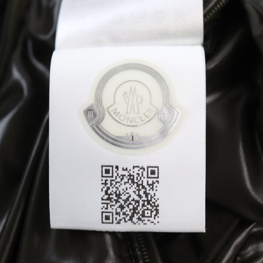 MONCLER Down jacket 1A00044 Part: 100% cotton, Part: 100% wool, Lining: 100% nylon, Part: 100% nylon, Part: 100% nylon, Part: 100% nylon Filling: 90% down, 10% feather khaki AVEILLAN mens 2 Used Authentic