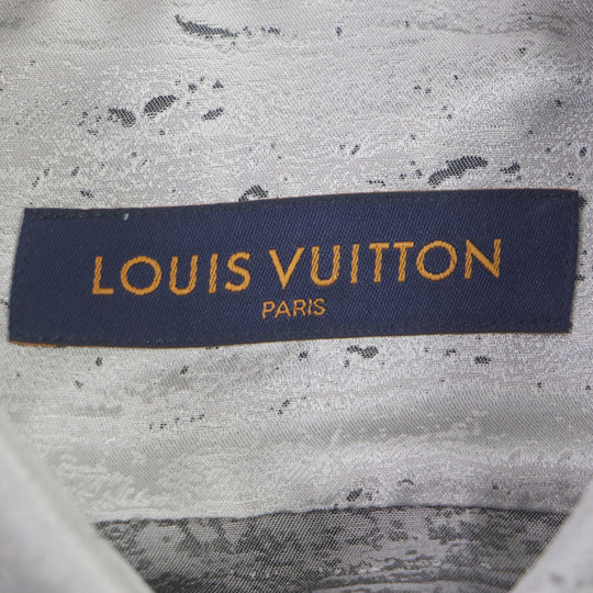 LOUIS VUITTON Long sleeve shirt HLS90W Outer material: silk 100% Light gray mens S Used Authentic