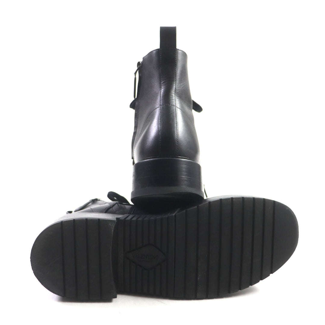 Valentino Garavani short boots TWE55Y2 Main: Leather black VLTN mens 40 Used Authentic