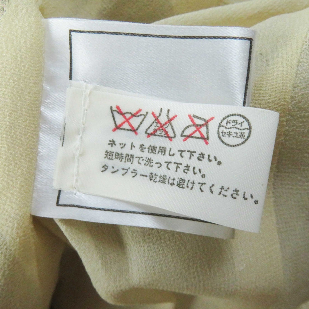 CHANEL one piece 00S P15722 Outer: 100% silk, Lining: 100% silk Khaki beige type Gabriel Women 36 Used Authentic
