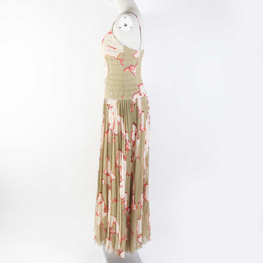 CHANEL one piece 00S P15722 Outer: 100% silk, Lining: 100% silk Khaki beige type Gabriel Women 36 Used Authentic
