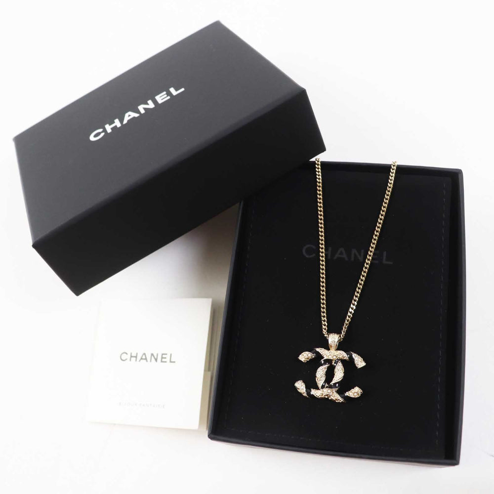 CHANEL Necklace A21C Metal.Faux pearl.Rhinestone Gold black Women Used Authentic
