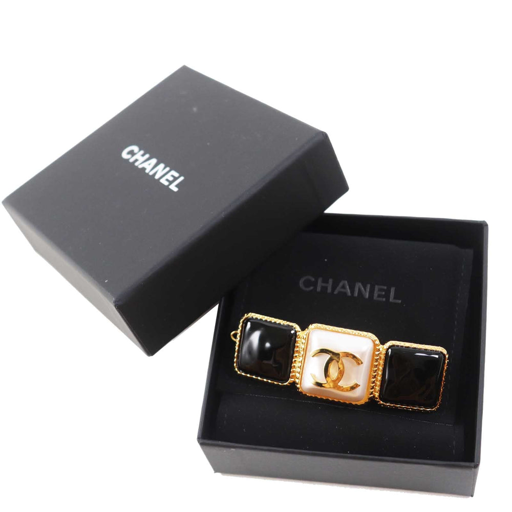 CHANEL Valletta B20K Plastic.Metal.Glass pearl Black gold Women Used Authentic