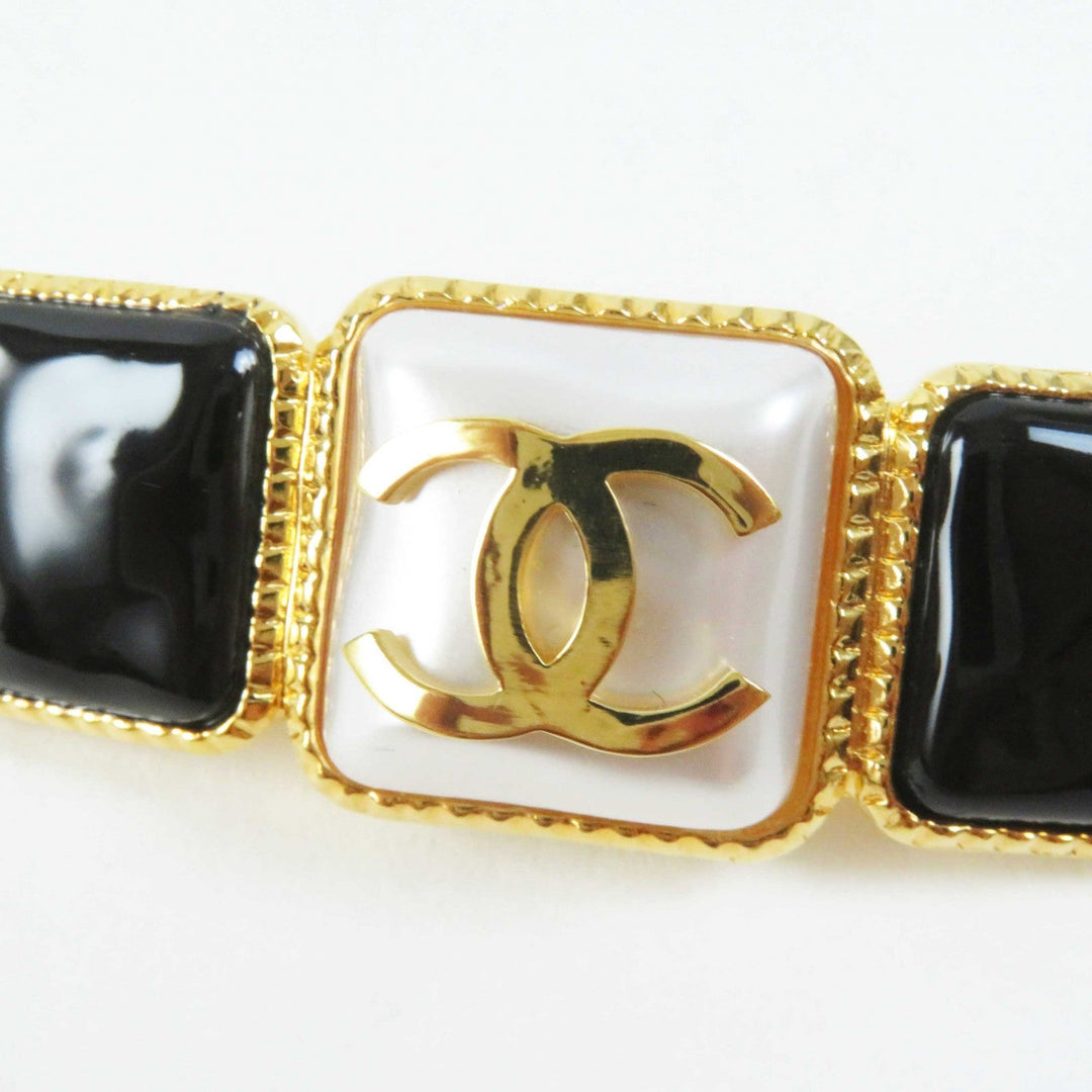 CHANEL Valletta B20K Plastic.Metal.Glass pearl Black gold Women Used Authentic