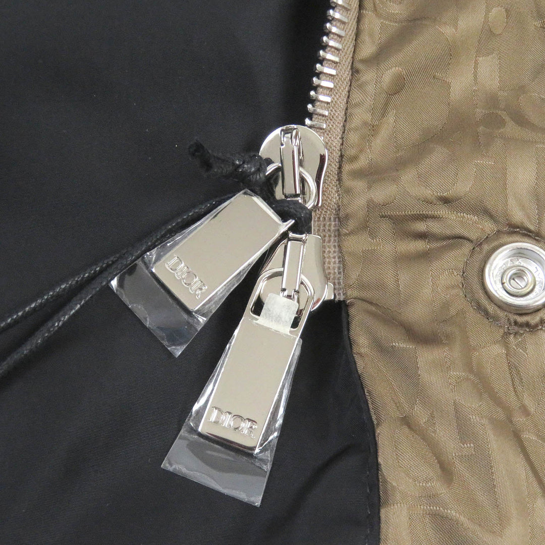 Dior HOMME Down jacket 293C436A4462 Main: 100% nylon, Part: 100% polyester, Filling: 90% down, Filling: 10% feather, Trimming: 50% nylon, 50% polyvinyl chloride Marron mens 48 Used Authentic
