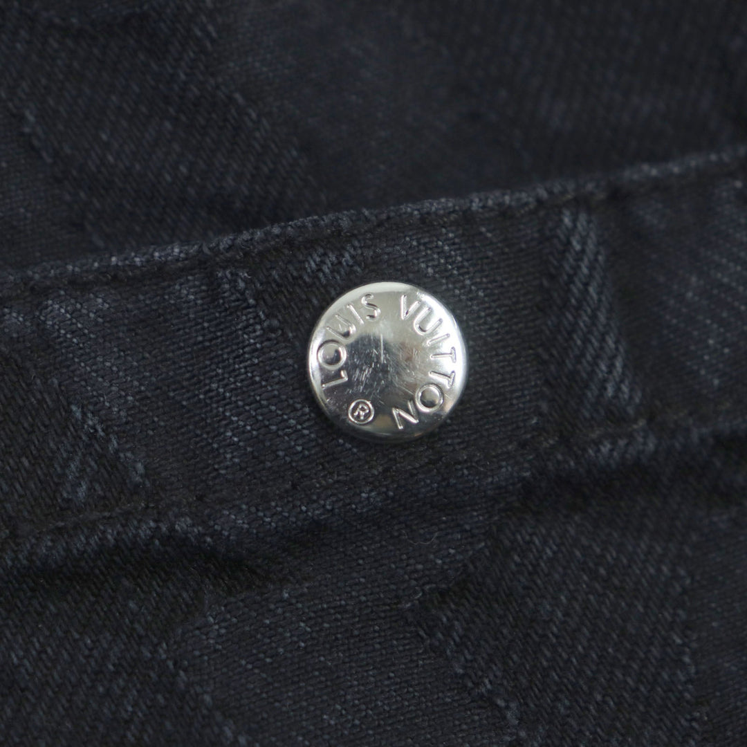 LOUIS VUITTON Denim pants Outer: 100% cotton, Lining: 100% cotton black mens 42 Used Authentic