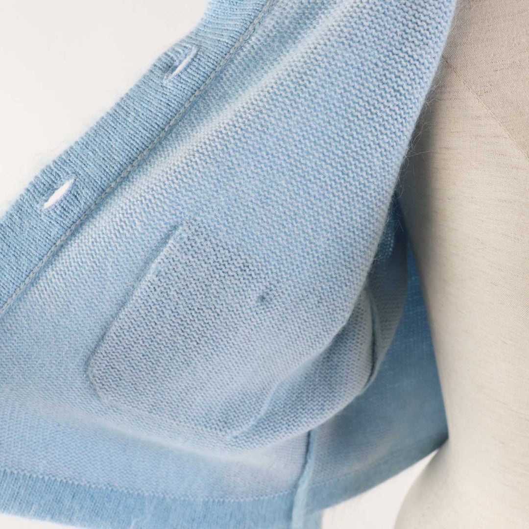 CHANEL cardigan P62193 19B Main: 58% cashmere, 28% alpaca, 14% polyamide Light blue Women 36 Used Authentic