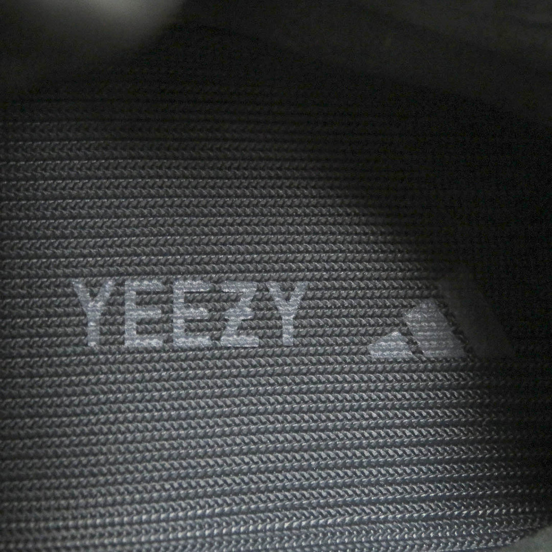 adidas Low cut sneakers HQ7045 Synthetic fiber Carbon Beluga YEEZY BOOST 350 V2 mens 40 2/3 Used Authentic