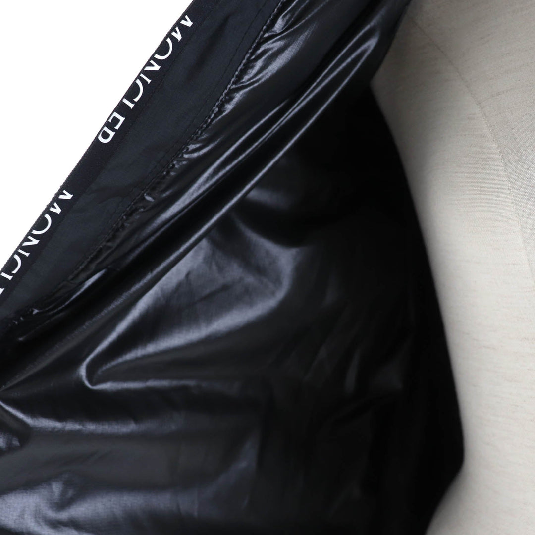 MONCLER Down jacket Main: 100% polyester, Lining: 100% polyester, Part: 100% polyester, Part: 52% nylon, Part: 30% polyester black SITTANG Women zero size Used Authentic