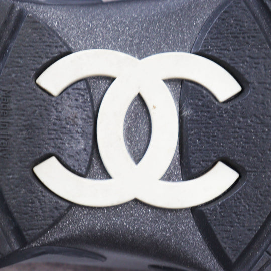 CHANEL Low cut sneakers G26583 Part: suede leather, Part: leather Black Grey mens 41 Used Authentic