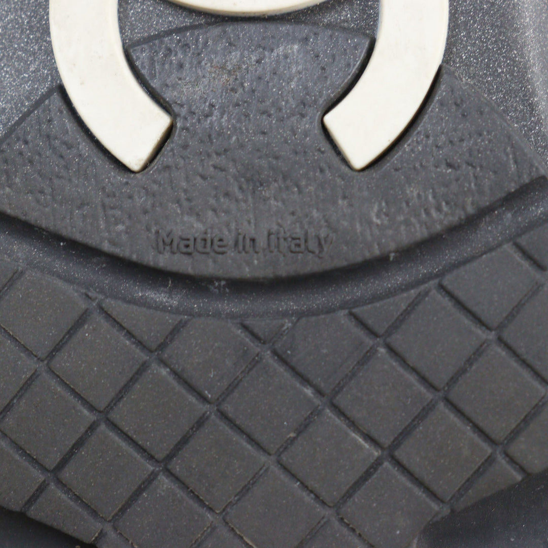 CHANEL Low cut sneakers G26583 Part: suede leather, Part: leather Black Grey mens 41 Used Authentic