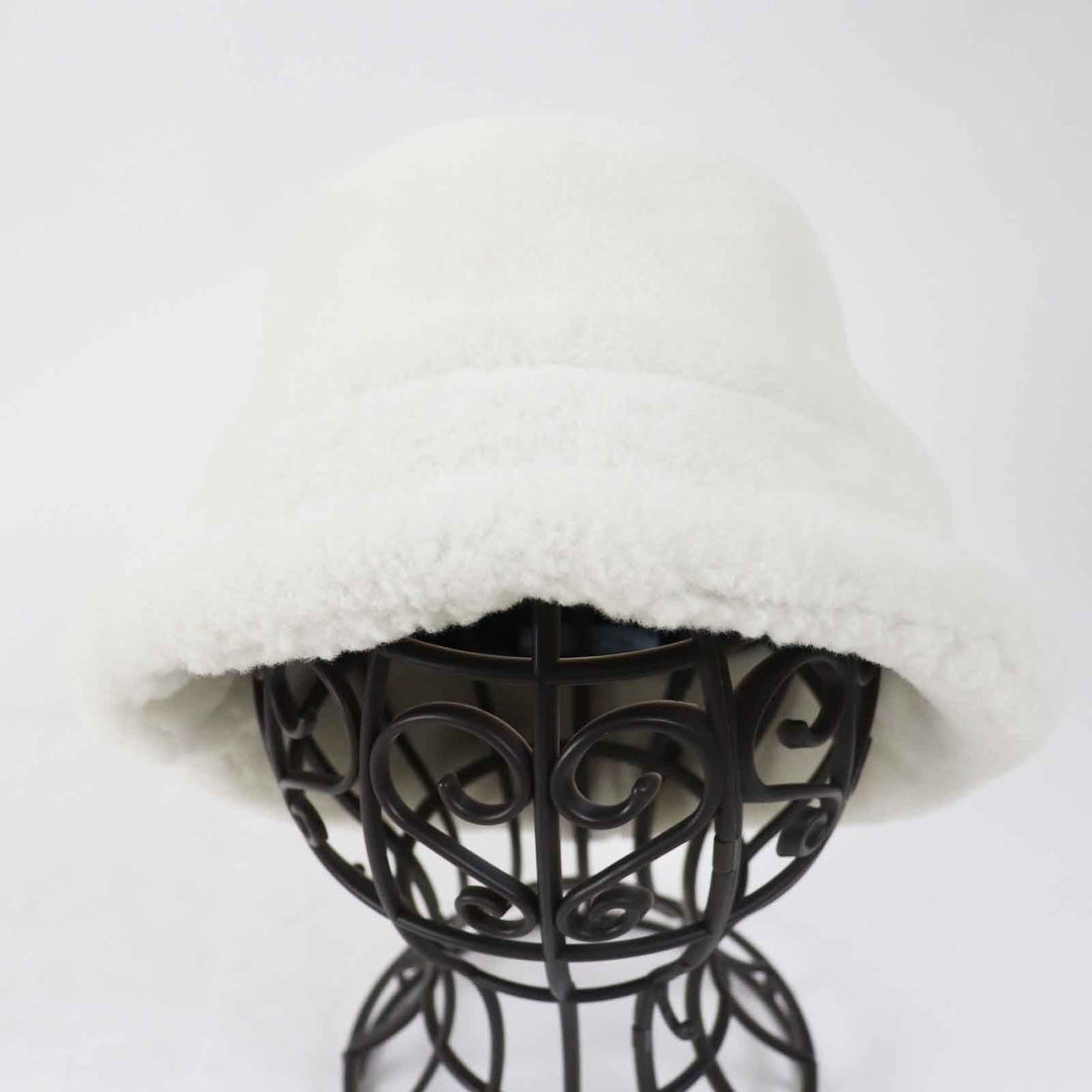 PRADA hat 1HC137 Main: Mouton, Lining: 100% Silk Ivory Women M Used Authentic