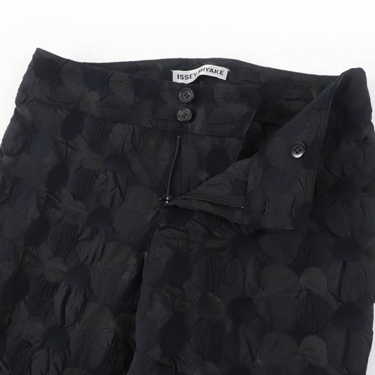 ISSEY MIYAKE Pants IM23FF515 Main: 56% nylon, 37% polyester, 7% polyurethane black Women 1 Used Authentic