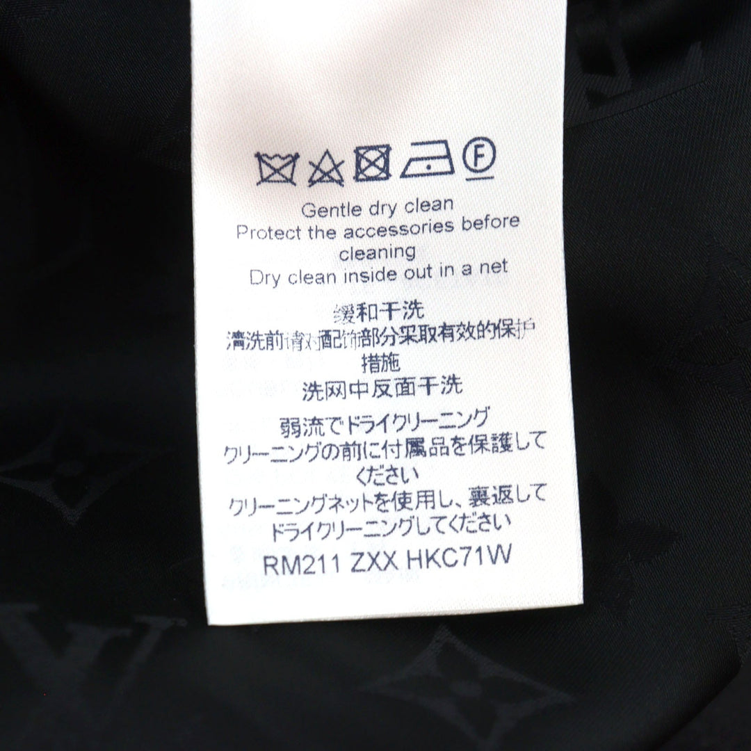 LOUIS VUITTON Chester coat HKC71W Outer: 68% wool, Outer: 32% polyester, Lining: 30% cupra, Lining: 27% acetate, Lining: 24% rayon Black White mens 50 Used Authentic