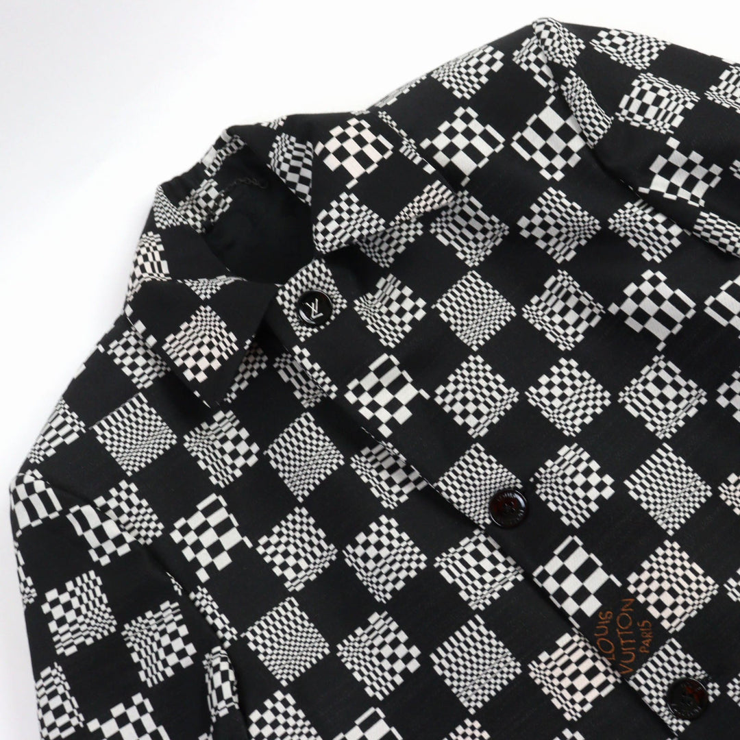 LOUIS VUITTON Chester coat HKC71W Outer: 68% wool, Outer: 32% polyester, Lining: 30% cupra, Lining: 27% acetate, Lining: 24% rayon Black White mens 50 Used Authentic