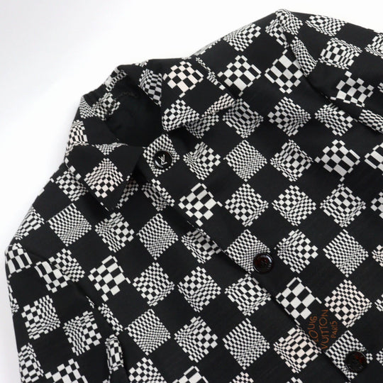 LOUIS VUITTON Chester coat HKC71W Outer: 68% wool, Outer: 32% polyester, Lining: 30% cupra, Lining: 27% acetate, Lining: 24% rayon Black White mens 50 Used Authentic