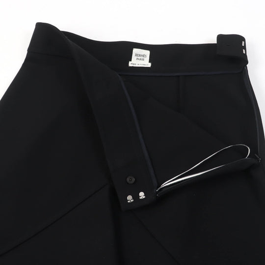 HERMES flare skirt 3E0315DJ Main: 93% rayon, Main: 7% polyurethane, Part: 65% rayon, Part: 35% silk black Women 42 Used Authentic