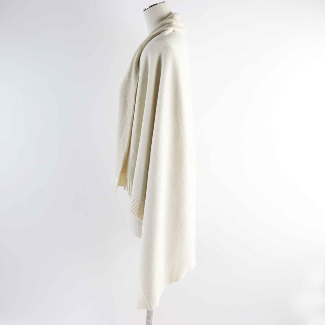 FENDI Scarf Main: 47% wool, Main: 30% viscose, Main: 15% nylon, Main: 8% cashmere Ivory beige Women Used Authentic