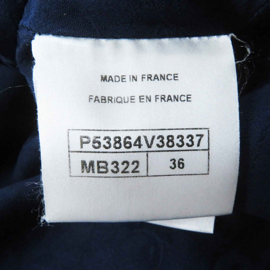 CHANEL coat P53864 Outer material: 35% nylon, Outer material: 34% polyester, Outer material: 31% cotton, Lining: 100% silk Blue navy Women 36 Used Authentic