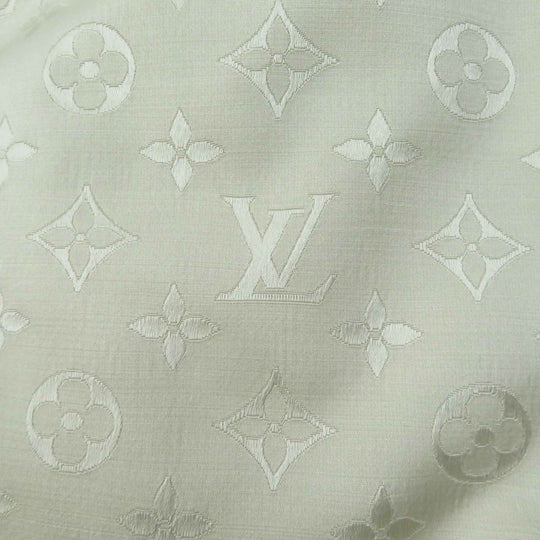 LOUIS VUITTON down coat FDJA44QWD Main: 53% polyester, Main: 47% wool, Lining: 50% rayon, Lining: 50% cupra, Filling: 90% down beige Women 36 Used Authentic