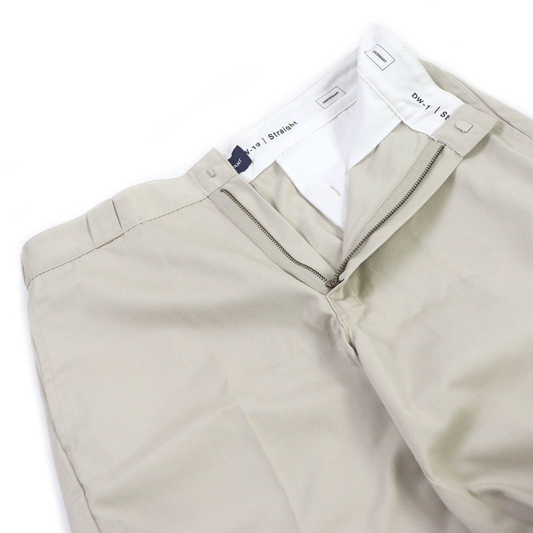 DESCENDANT Chino pants DW-19 Main: 65% polyester, Main: 35% cotton, Part: 100% cotton light beige mens 2 Used Authentic