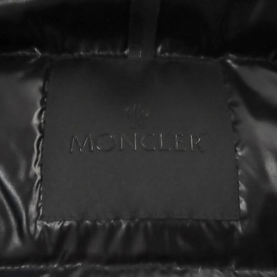 MONCLER Down jacket Outer: 100% nylon, Lining: 100% nylon, Filling: 90% down, Filling: 10% feather black ISOLEPIS Women zero size Used Authentic